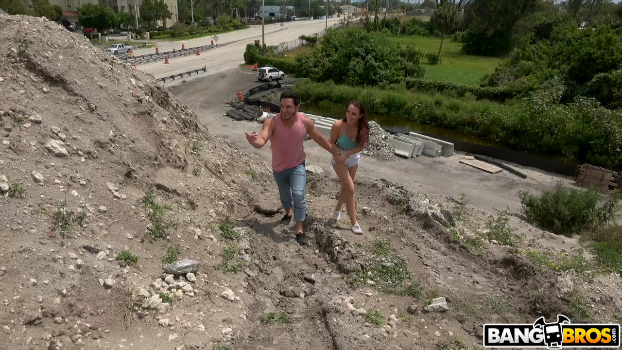 Aidra Fox Gets Fucked at a Junkyard