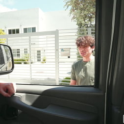 Autobús inverso Alex Coal