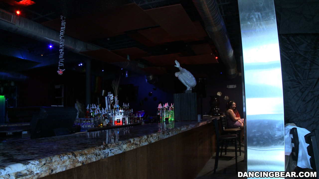 Bachelorette Party Goes Crazy For the Bear!