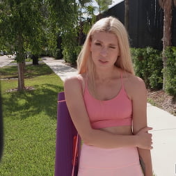 Hot Yoga Student Banged in Bus