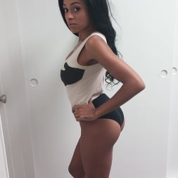 Mocha Skinned Cutie Interracial Fucking