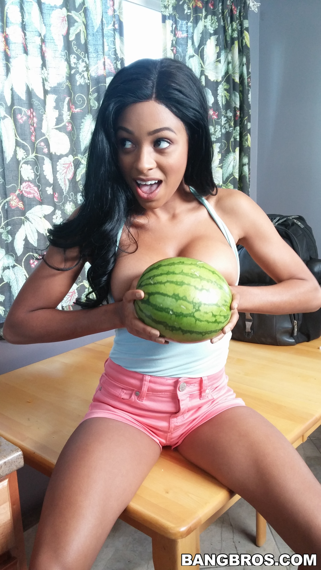 Mocha Skinned Cutie Interracial Fucking