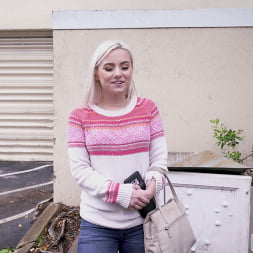 Young Aria Banks Gets Drilled