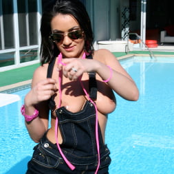 Tetas rebotando