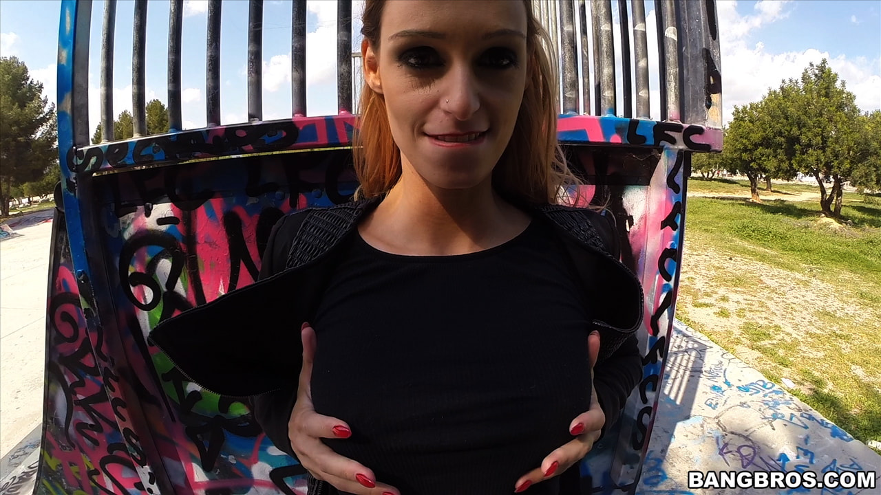Erica Fontes puts her fuck skills to the test