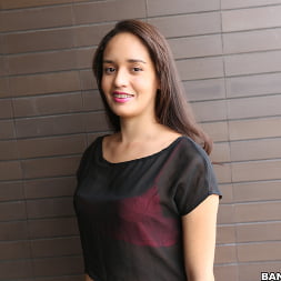 Amateur Latina Wants The Experience of Making A Porn