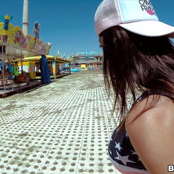 ¡Franceska Jaimes asiste al Carnaval!