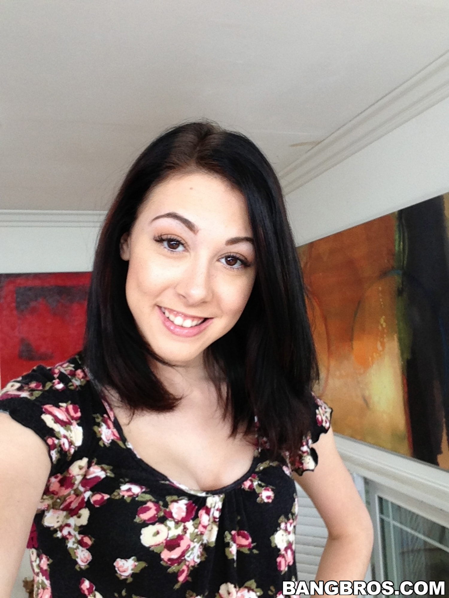 Amateur Brunette Has A Meaty Pussy To Fuck!