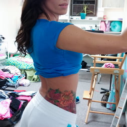 Big black dick for sexy brunette
