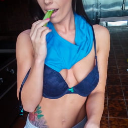 Big black dick for sexy brunette