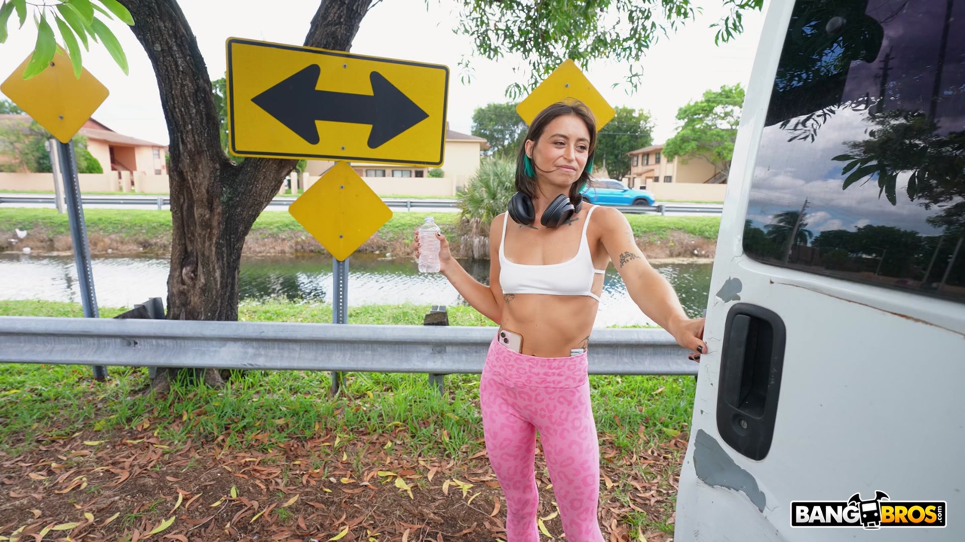 Jessie Belle Jogs Onto the Bus for Some Dick