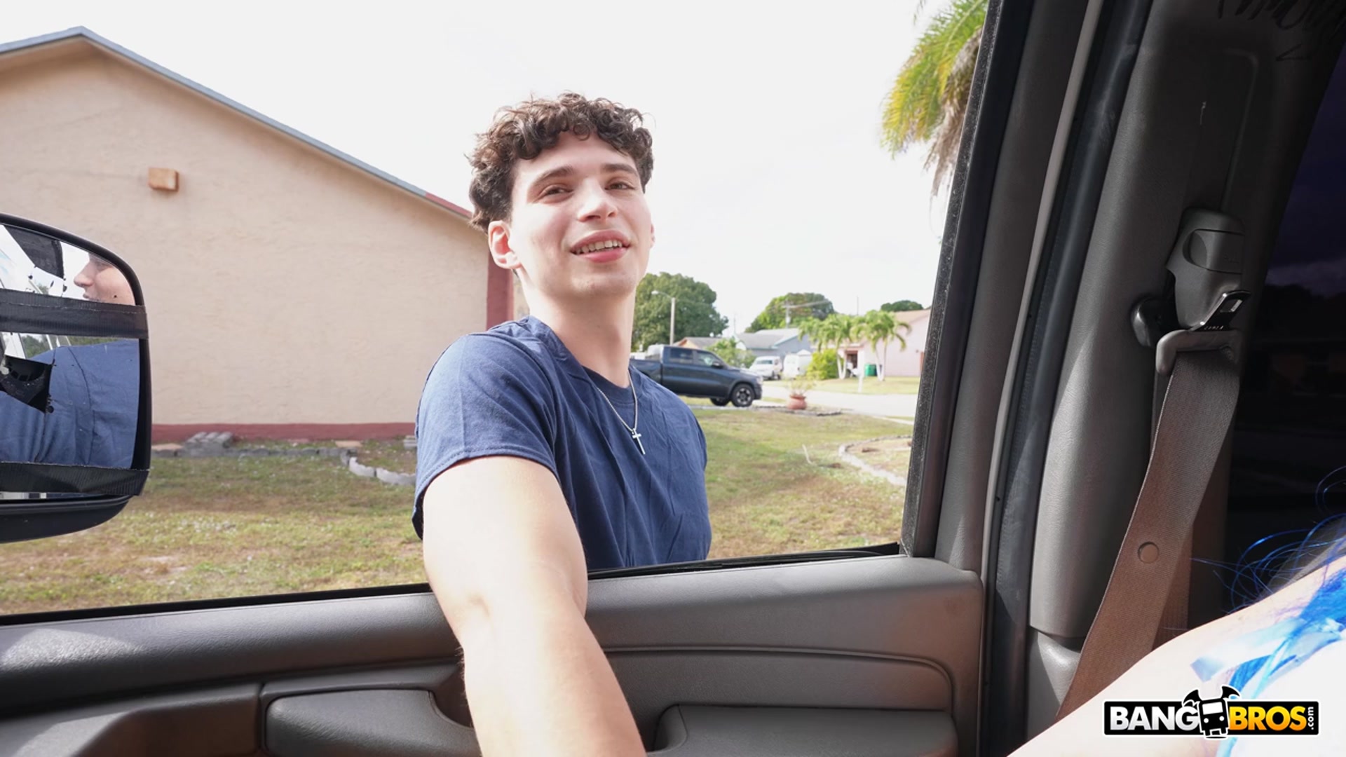 Award Winning Pussy Makes 3 Men Cum