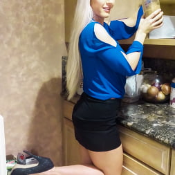 Stepmom gives her son a lesson in Fucking