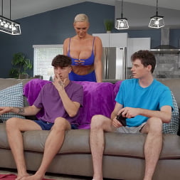 I Wish I Had a Hot Stepmom