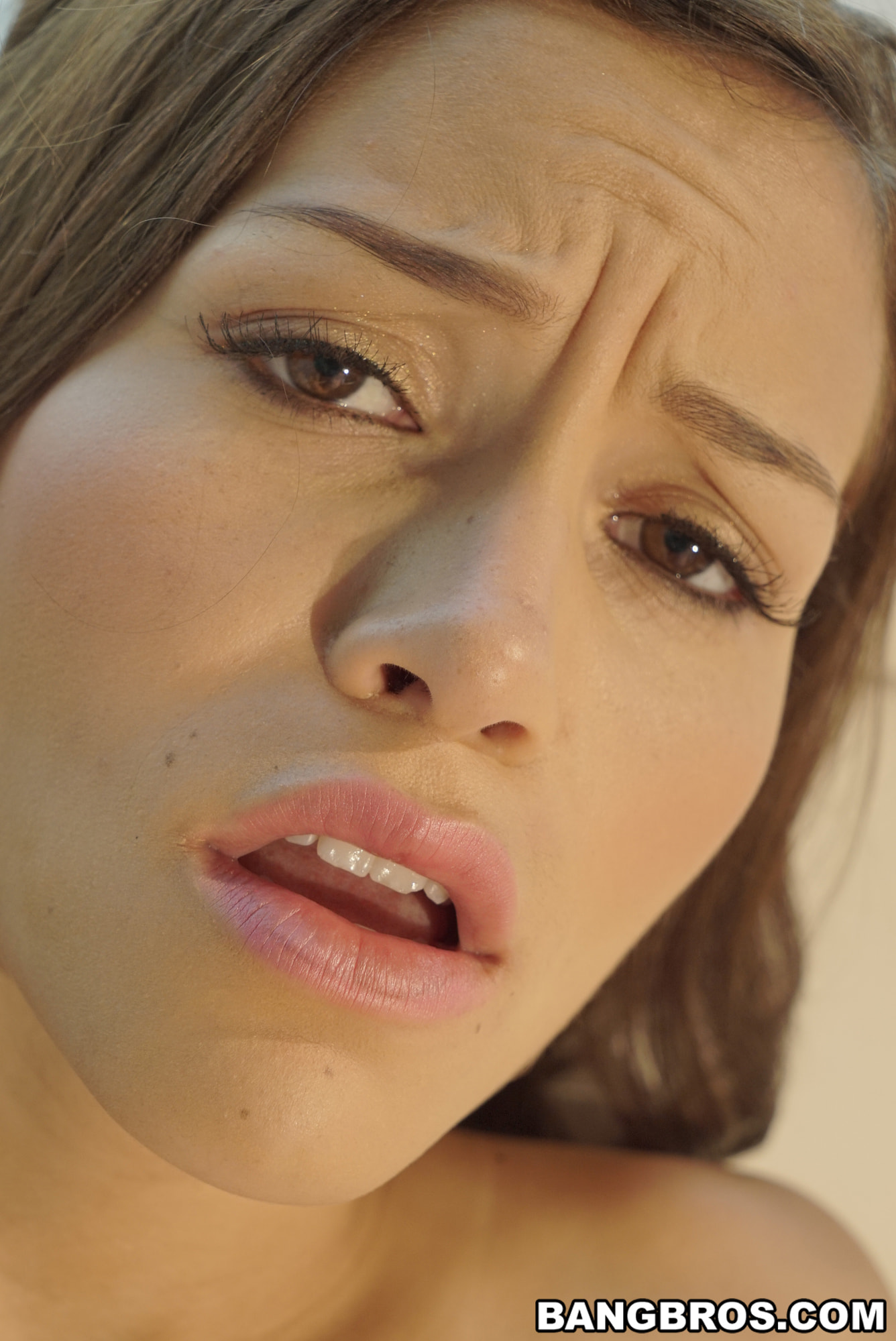 Karter Foxx recibe la polla en POV