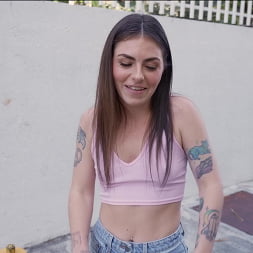Kay Rhea está lista para follar