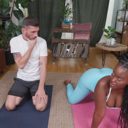 Amor de yoga negro