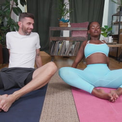 Amor de yoga negro