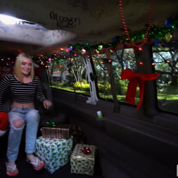 Xmas Special With A Sexy Elf