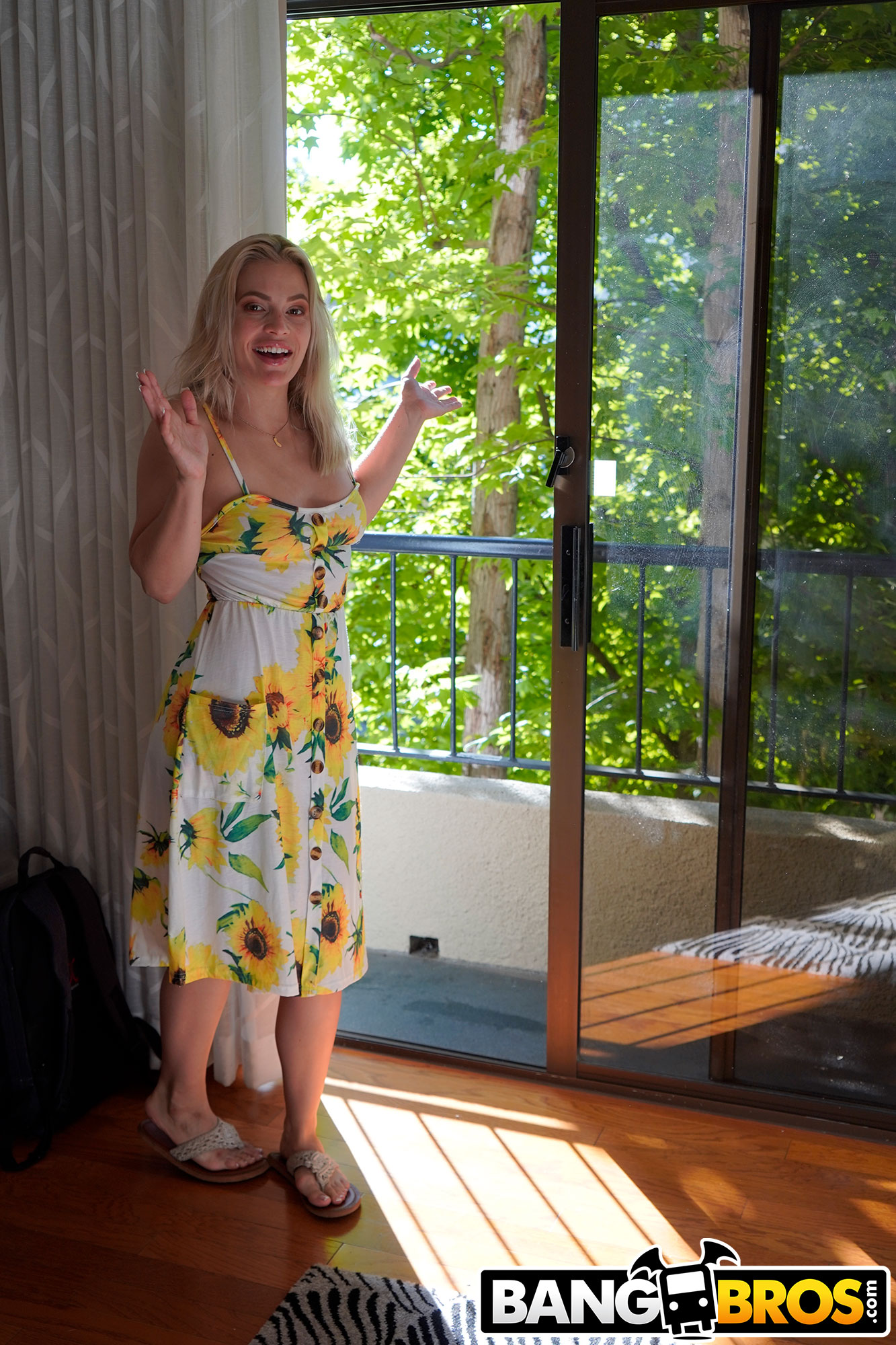Sloan Harper's Sexual Beach Vacation Day 1