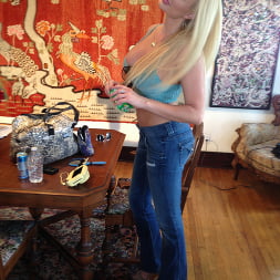 Blondie Gets Filled Up With Semen