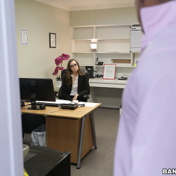 Tali Dova's long hard day at work