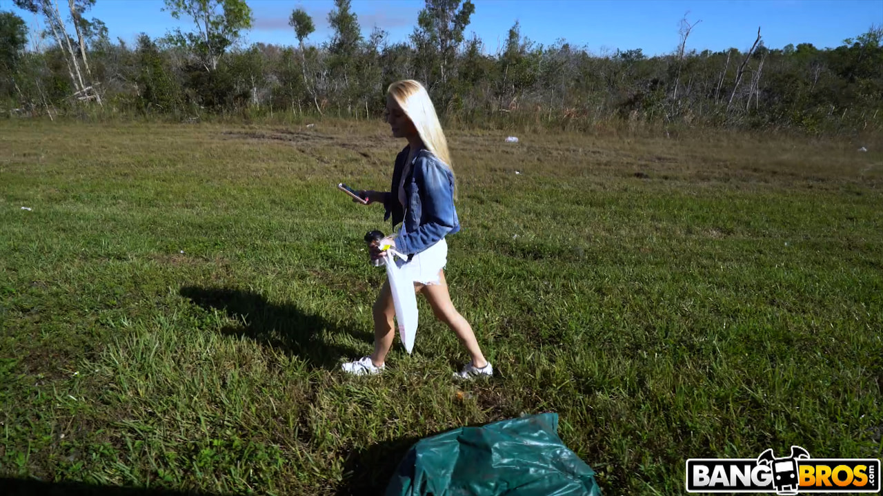 Everglade Adventure Leads To A Hot Blonde